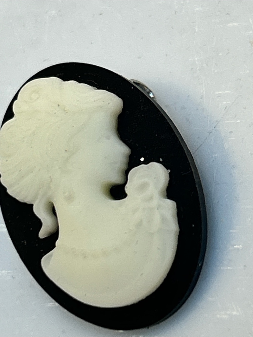 Classic Black and White Cameo Brooch plastic mini pin